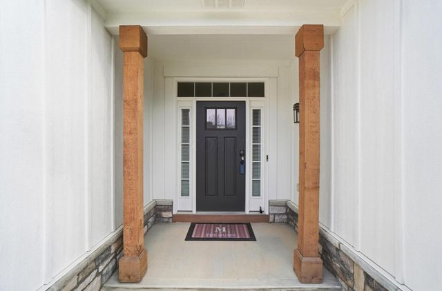 14103 SW Sunladen Drive SW, Reynoldsburg, OH 43068