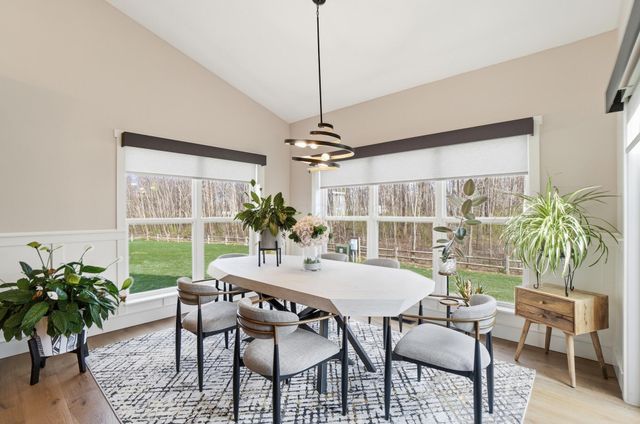 14103 SW Sunladen Drive SW, Reynoldsburg, OH 43068