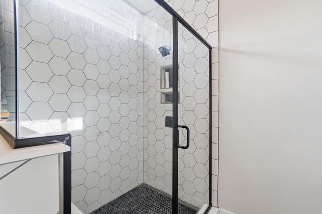 14103 SW Sunladen Drive SW, Reynoldsburg, OH 43068