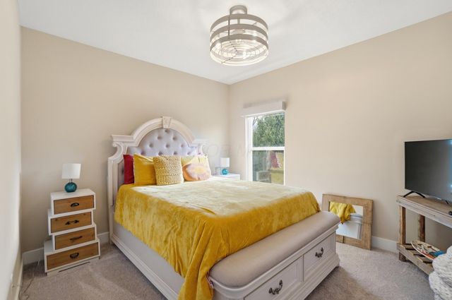 14103 SW Sunladen Drive SW, Reynoldsburg, OH 43068