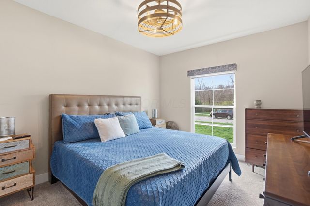 14103 SW Sunladen Drive SW, Reynoldsburg, OH 43068