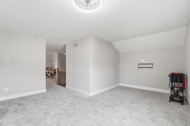 14103 SW Sunladen Drive SW, Reynoldsburg, OH 43068