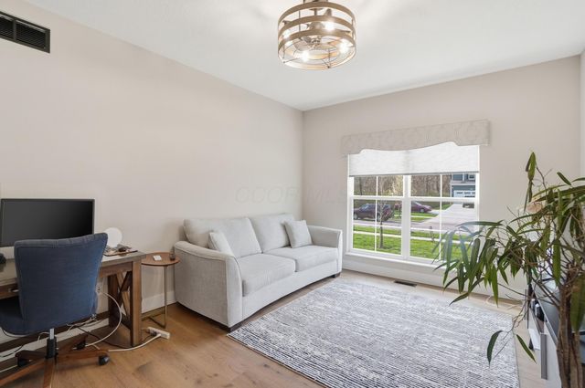 14103 SW Sunladen Drive SW, Reynoldsburg, OH 43068