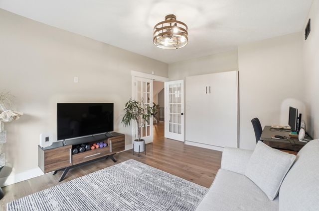 14103 SW Sunladen Drive SW, Reynoldsburg, OH 43068