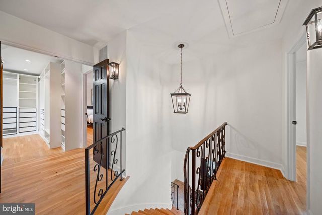12704 THERESA DR, Silver Spring, MD 20904