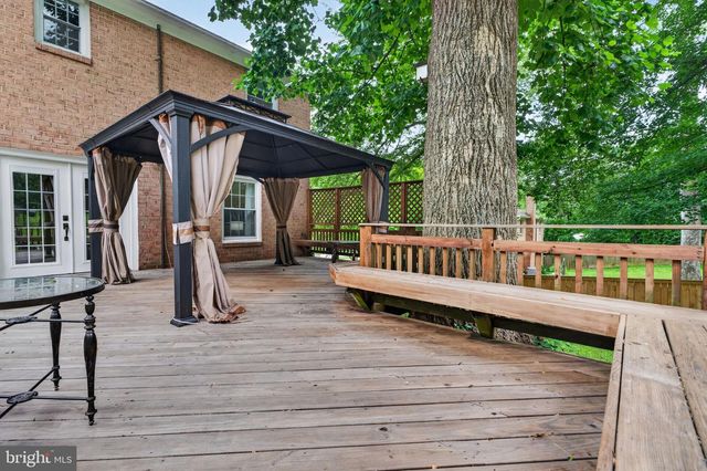 12704 THERESA DR, Silver Spring, MD 20904