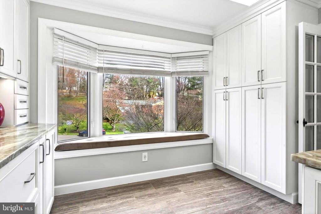 Image 19 of property listing at 12704 THERESA DR, Silver Spring, MD 20904