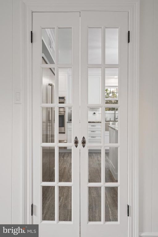 Image 20 of property listing at 12704 THERESA DR, Silver Spring, MD 20904