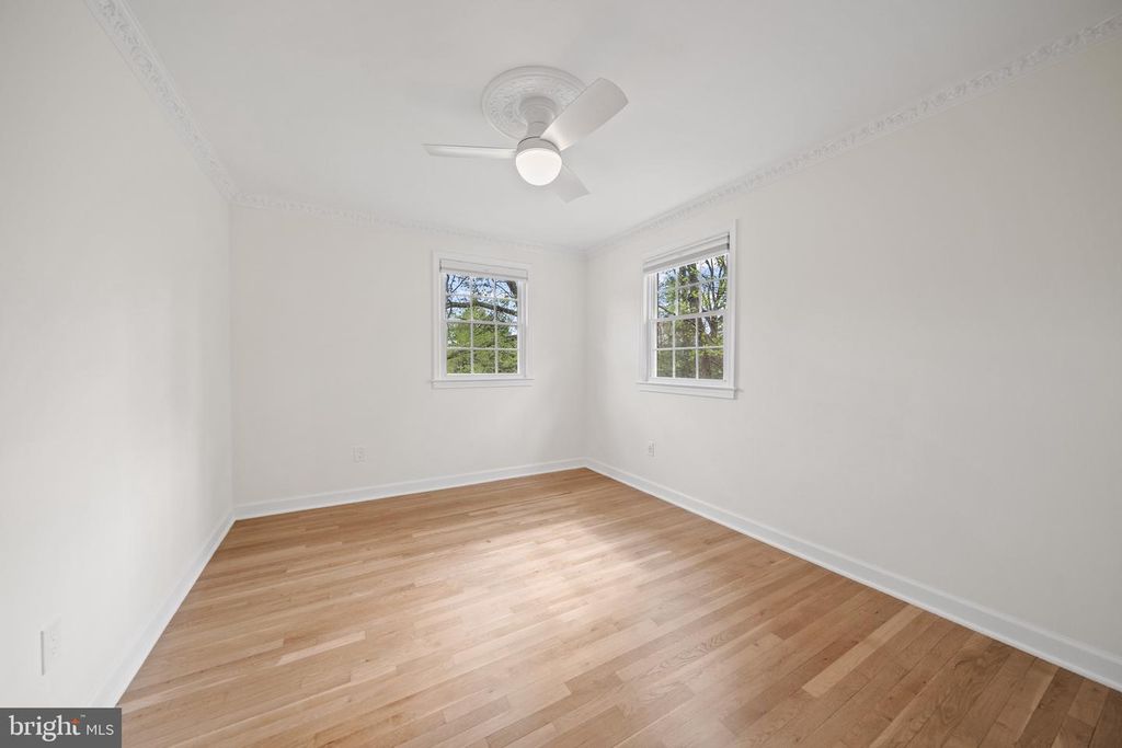 Image 36 of property listing at 12704 THERESA DR, Silver Spring, MD 20904