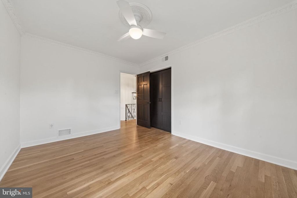 Image 37 of property listing at 12704 THERESA DR, Silver Spring, MD 20904