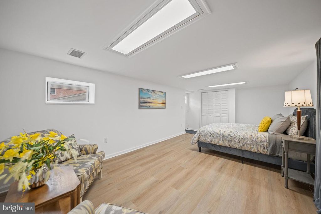 Image 45 of property listing at 12704 THERESA DR, Silver Spring, MD 20904