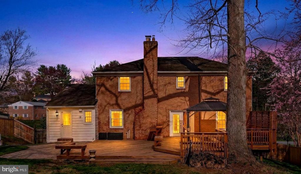 Image 49 of property listing at 12704 THERESA DR, Silver Spring, MD 20904