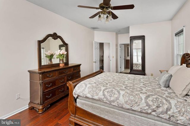 2 BRIARWOOD CT, Columbus, NJ 08022