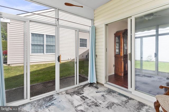 2 BRIARWOOD CT, Columbus, NJ 08022