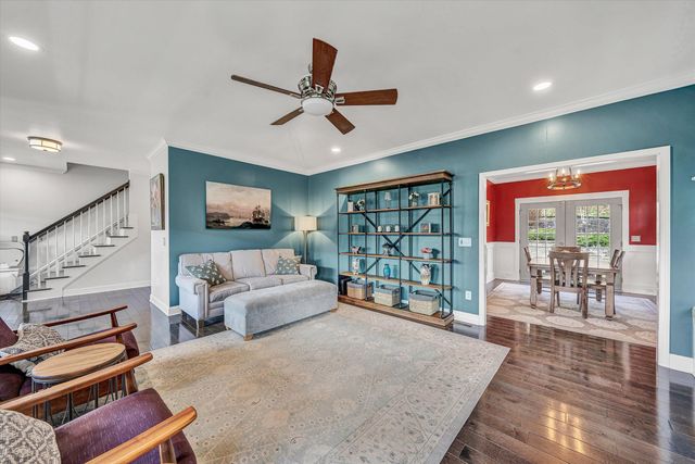 4208 Campbell View LN, Roanoke, VA 24018