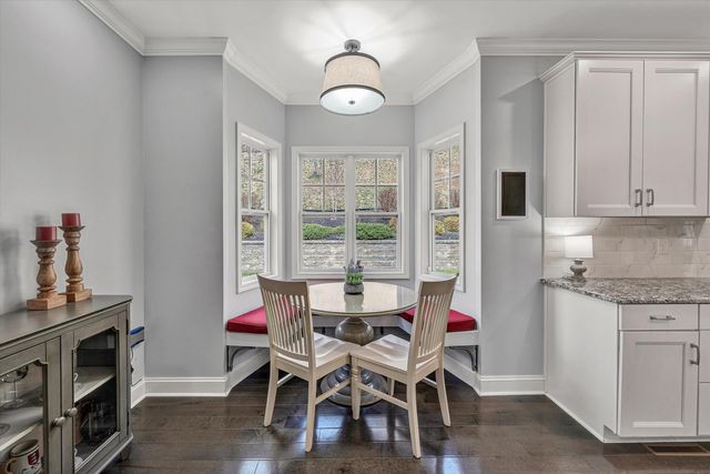 4208 Campbell View LN, Roanoke, VA 24018