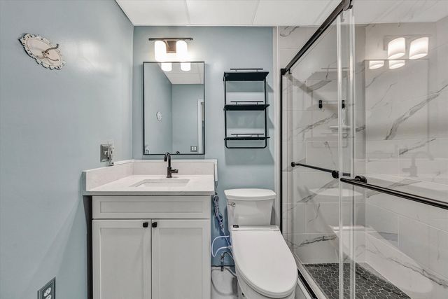 4208 Campbell View LN, Roanoke, VA 24018