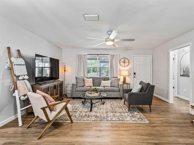 202 JUAREZ WAY, The Villages, FL 32159