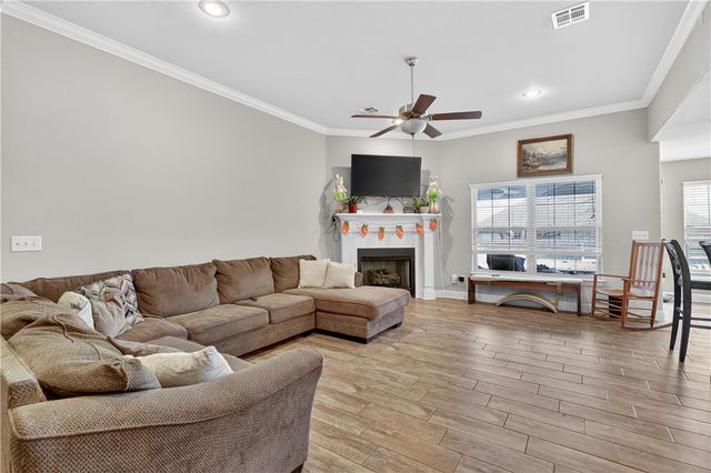 2071 Fields Cove, Pea Ridge, AR 72751