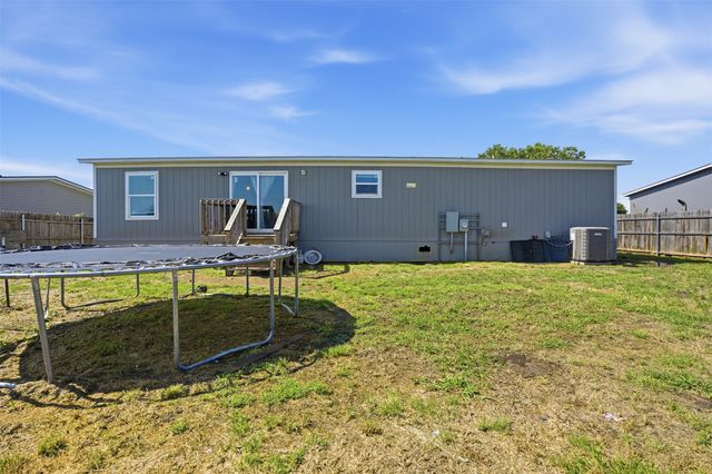 1420 Smooth Stone Drive, Cleburne, TX 76033