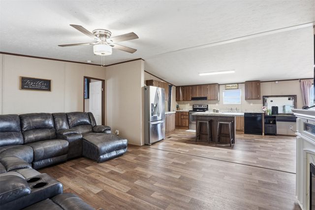 1420 Smooth Stone Drive, Cleburne, TX 76033