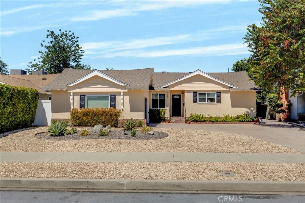 Image 26 of property listing at 9001 Debra Avenue, North Hills, CA 91343