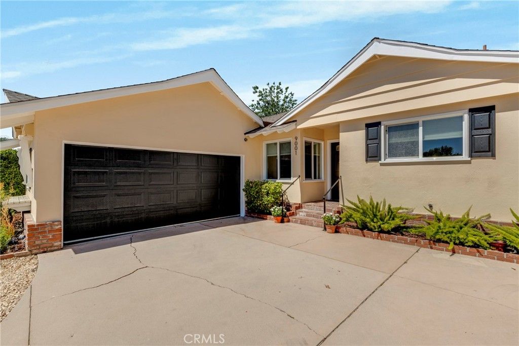 Image 29 of property listing at 9001 Debra Avenue, North Hills, CA 91343