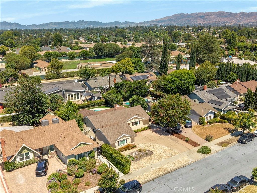 Image 43 of property listing at 9001 Debra Avenue, North Hills, CA 91343