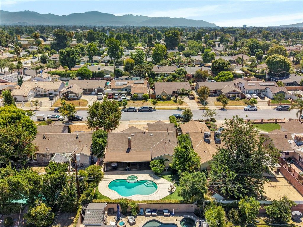 Image 45 of property listing at 9001 Debra Avenue, North Hills, CA 91343