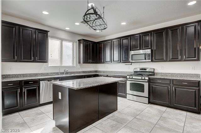 7629 Jasmine Falls Drive, Las Vegas, NV 89179