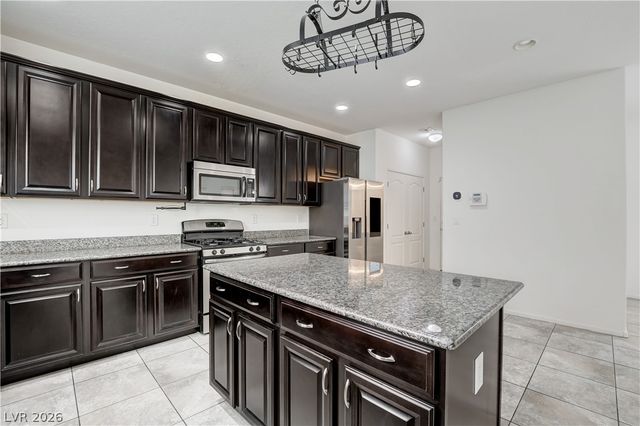 7629 Jasmine Falls Drive, Las Vegas, NV 89179