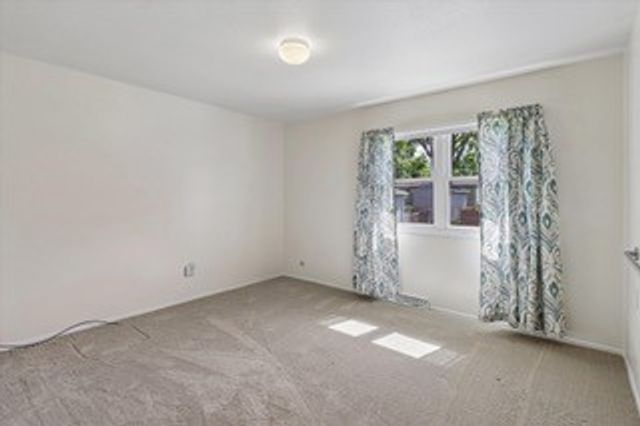 1207 4th Avenue SE, Altoona, IA 50009