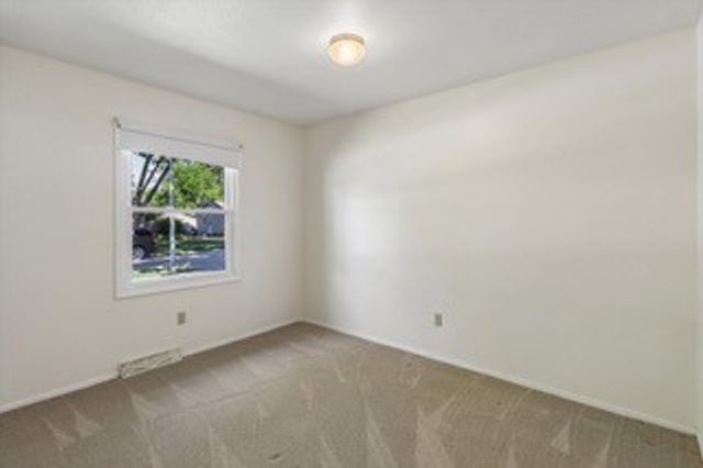 1207 4th Avenue SE, Altoona, IA 50009