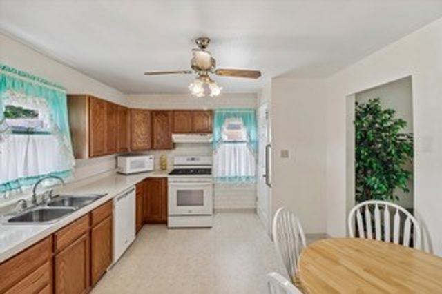 1207 4th Avenue SE, Altoona, IA 50009