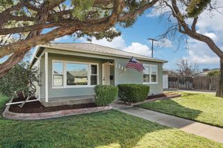 1240 S Crescent Ave, Lodi, CA 95240