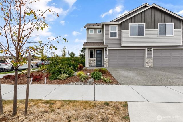 280 SW Ballast Way, Oak Harbor, WA 98277