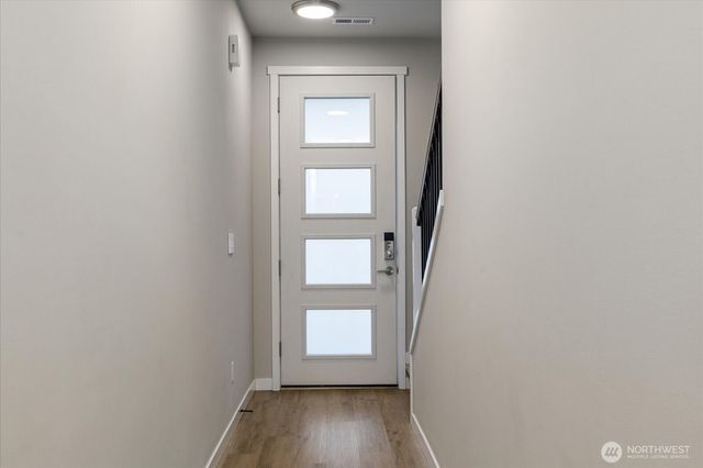 280 SW Ballast Way, Oak Harbor, WA 98277