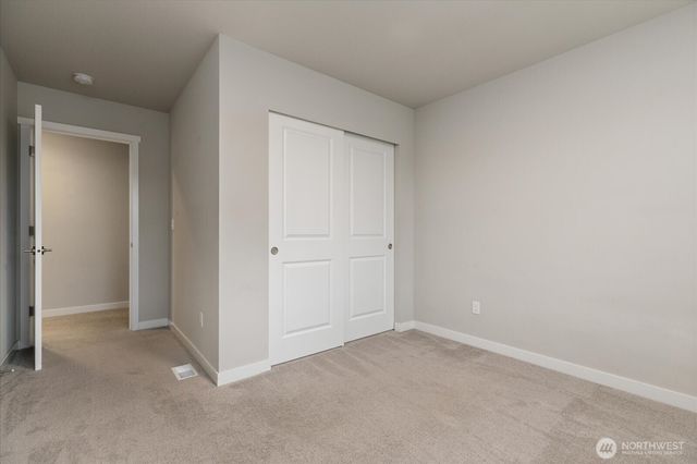 280 SW Ballast Way, Oak Harbor, WA 98277