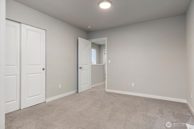 280 SW Ballast Way, Oak Harbor, WA 98277