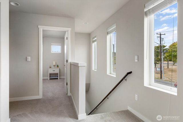 280 SW Ballast Way, Oak Harbor, WA 98277