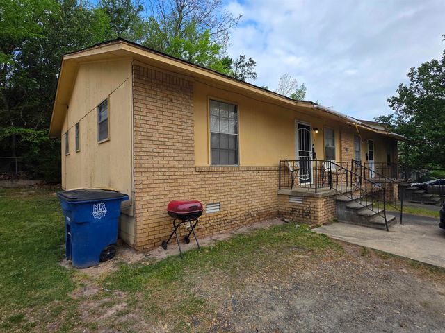 2104 Virginia Dr, North Little Rock, AR 72118