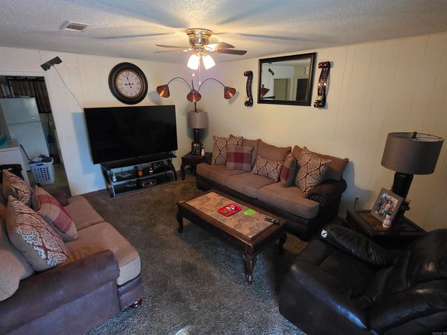2104 Virginia Dr, North Little Rock, AR 72118
