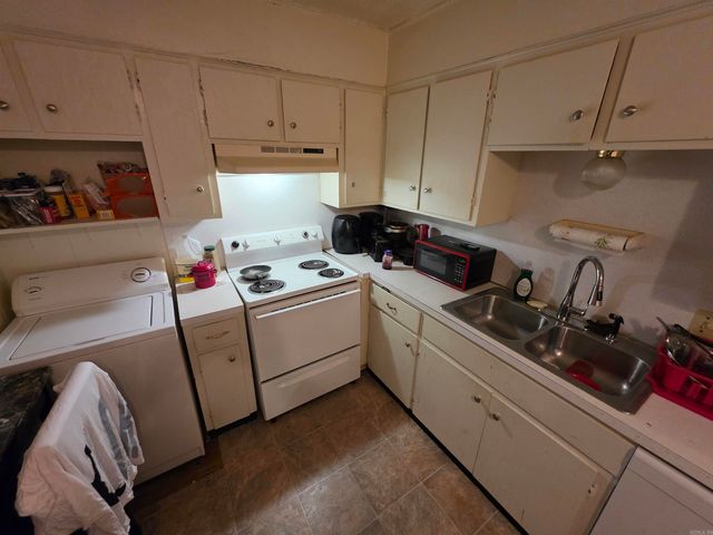 2104 Virginia Dr, North Little Rock, AR 72118