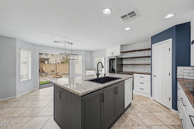 6774 E Four Peaks Way, Florence, AZ 85132