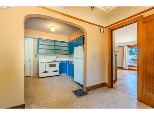 3230 Se 118TH Ave, Portland, OR 97266