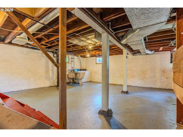 3230 Se 118TH Ave, Portland, OR 97266