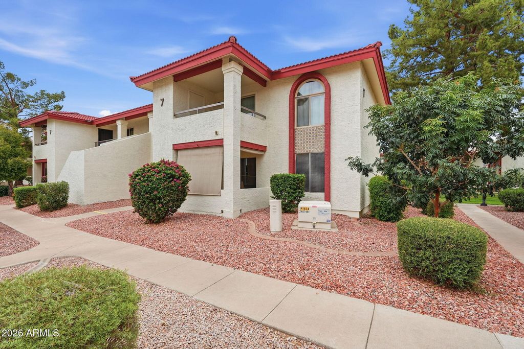 10610 S 48TH Street 1020, Phoenix, AZ 85044 — photo 2