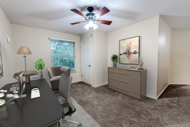 4 Aubrey Ct, San Antonio, TX 78216