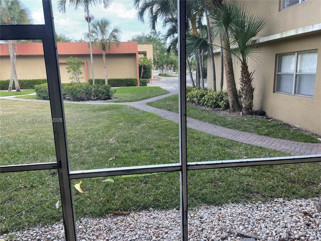 4235 N University Dr 107, Sunrise, FL 33351