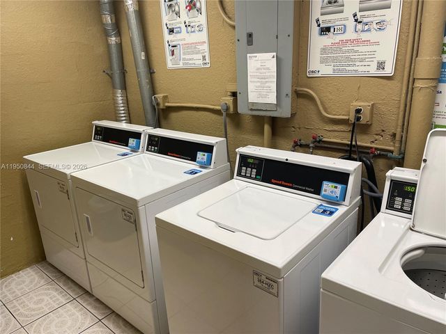 4235 N University Dr 107, Sunrise, FL 33351